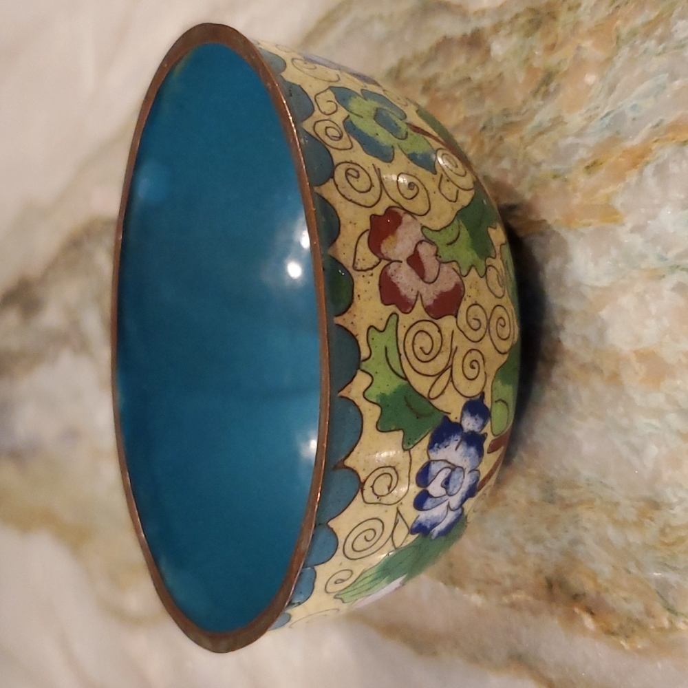 Vintage Cloisonne Bowl - Picture 4 of 11